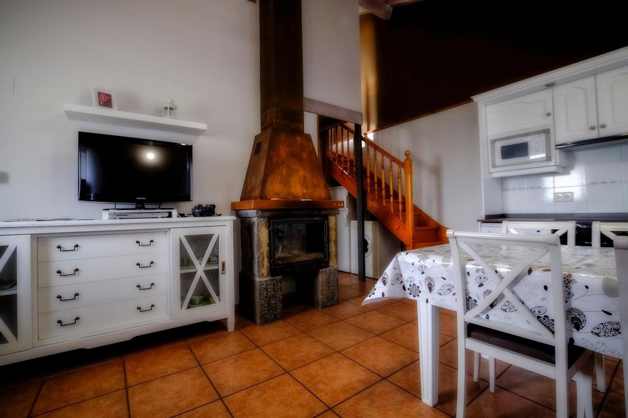 Casas La Ribera Ordesa Pensionat Escalona Exteriör bild